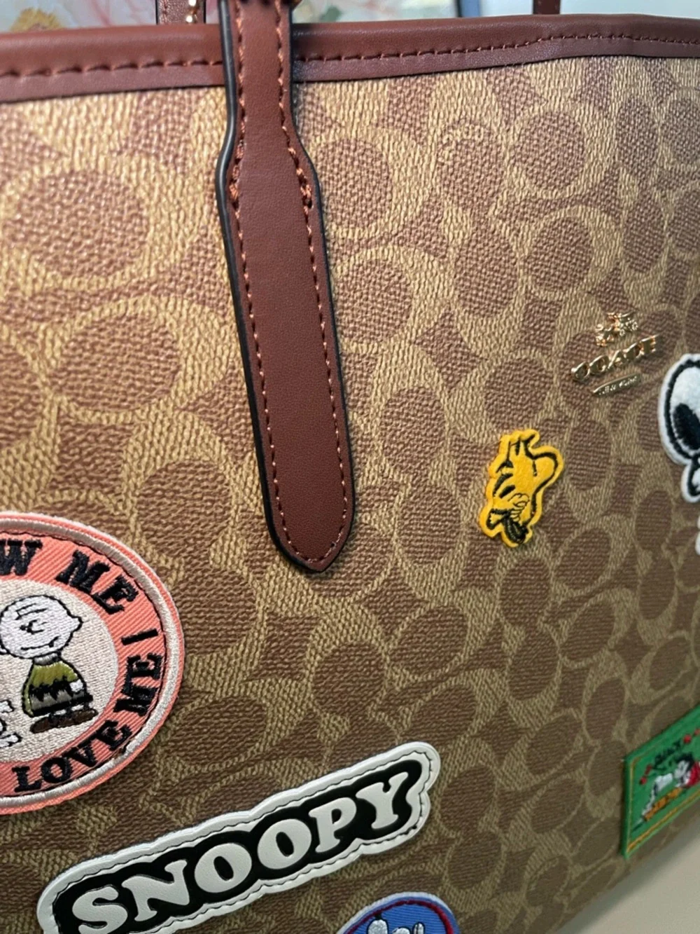 Coach Snoopy City Tote - Picture 7 of 7